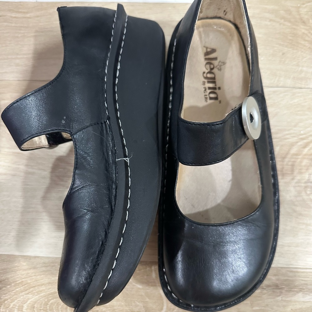 Alegria Black Loafers Comfortable Slip-Ons